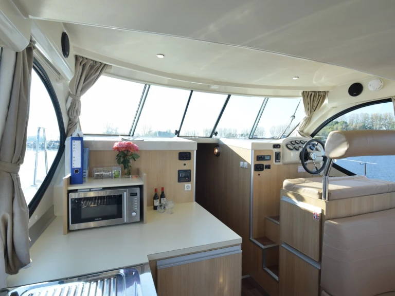 Bateau à moteur à louer à Kerkdriel au meilleur prix