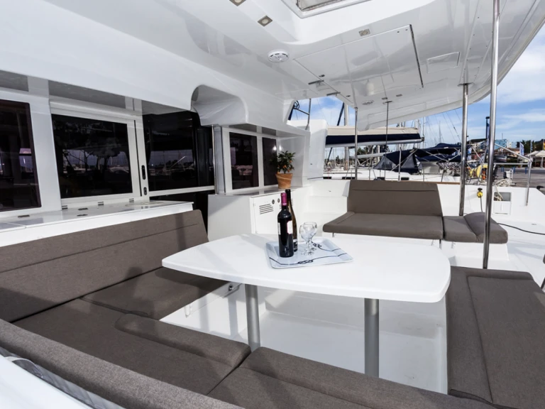 Location Catamaran Lagoon avec permis