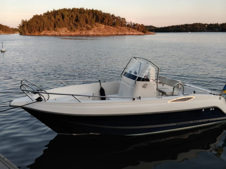 Location bateau Uttern S64 Exklusive  à Stockholm sur Samboat