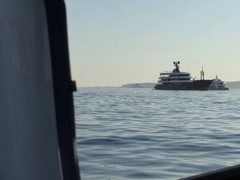 Savage Boats Ronin 35 a louer à Ornós