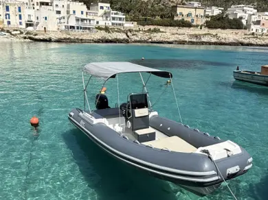 Location bateau Trapani pas cher Noah 5.5
