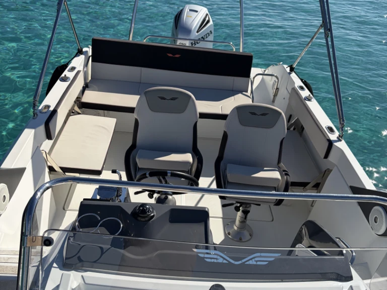 Louez un Bénéteau Flyer 7.7 SUNdeck à Mandelieu-la-Napoule