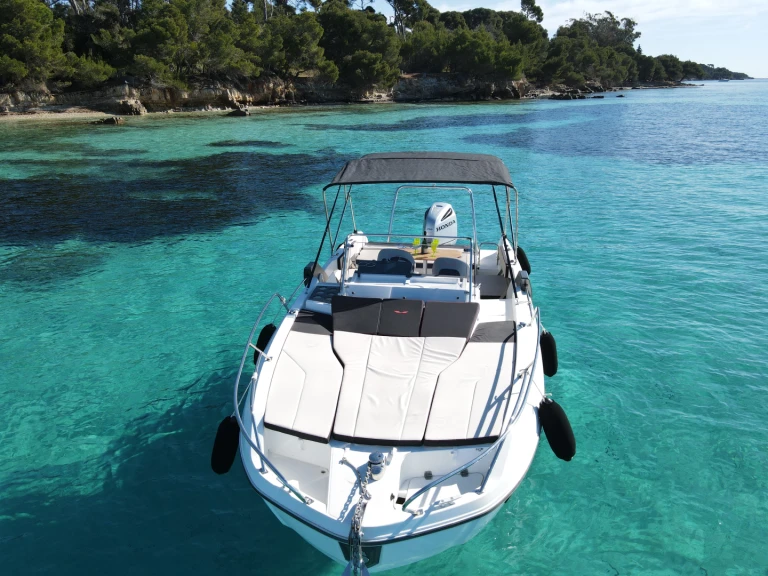 Location bateau Bénéteau Flyer 7.7 SUNdeck à Mandelieu-la-Napoule sur Samboat