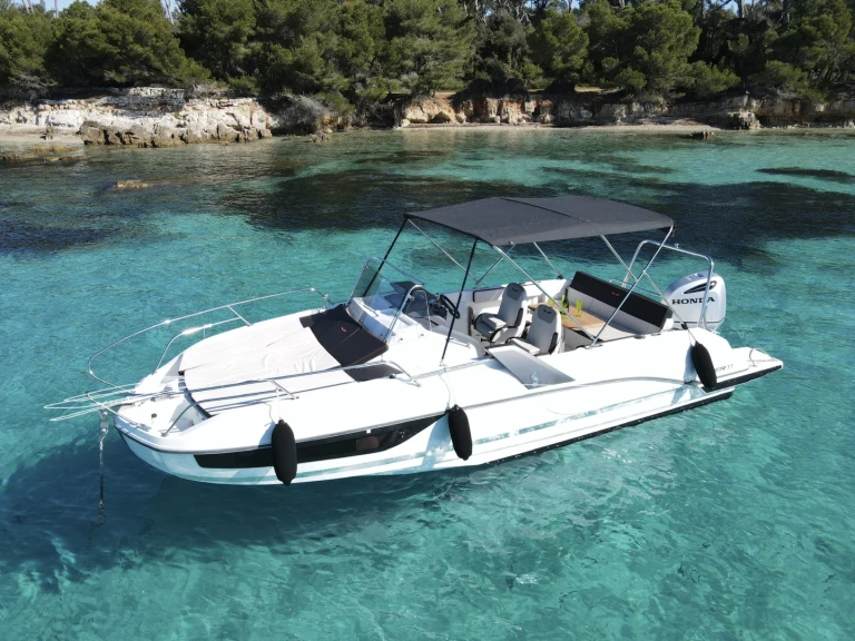 Bénéteau Flyer 7.7 SUNdeck a louer à Mandelieu-la-Napoule