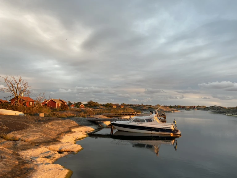 Location Bateau à moteur Bella avec permis