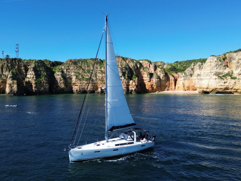 Location à Lagos - Bénéteau Oceanis 45 sur SamBoat