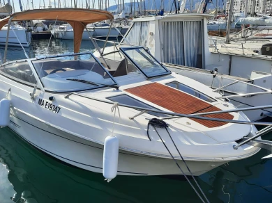 Motorboat hire in France - Jeanneau CAP CAMARAT 6,5 CC Style