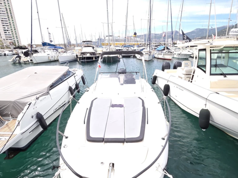 Location Bateau à moteur Bénéteau avec permis