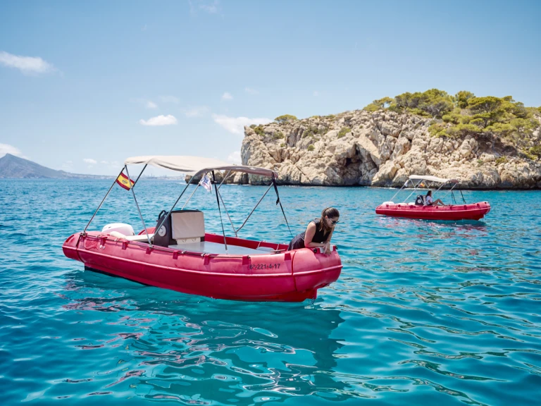 Bateau à moteur à louer à Altea au meilleur prix