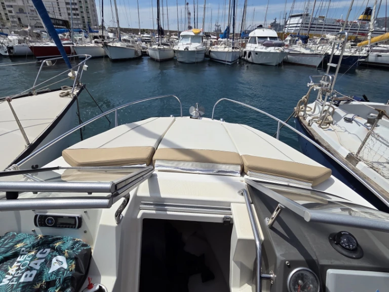 Location bateau Bayliner Bayliner 642 Cuddy à Toulon sur Samboat