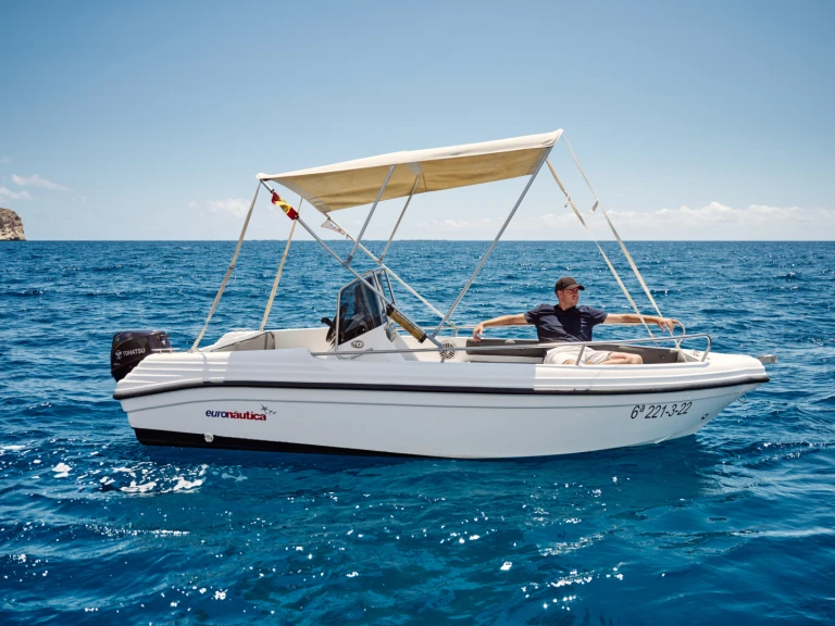 Louer Bateau à moteur avec ou sans skipper Poseidon à Altea