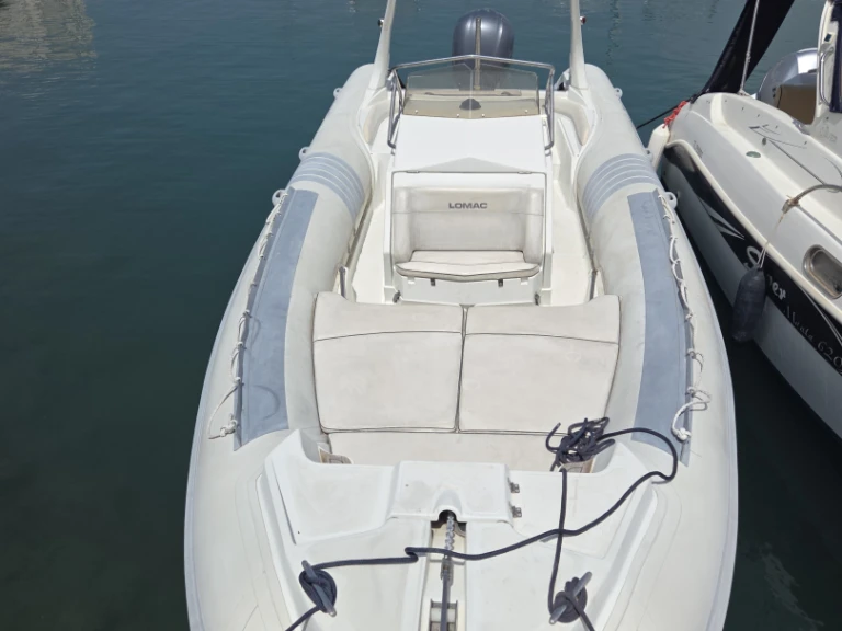 Location bateau Lomac NAUTICA 8 à Toulon sur Samboat