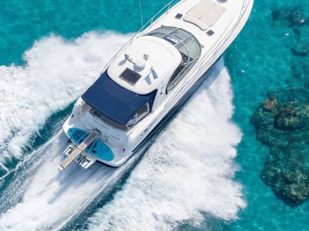 Location à Skiathos - Sea Ray Sea Ray 455 Sundancer sur SamBoat