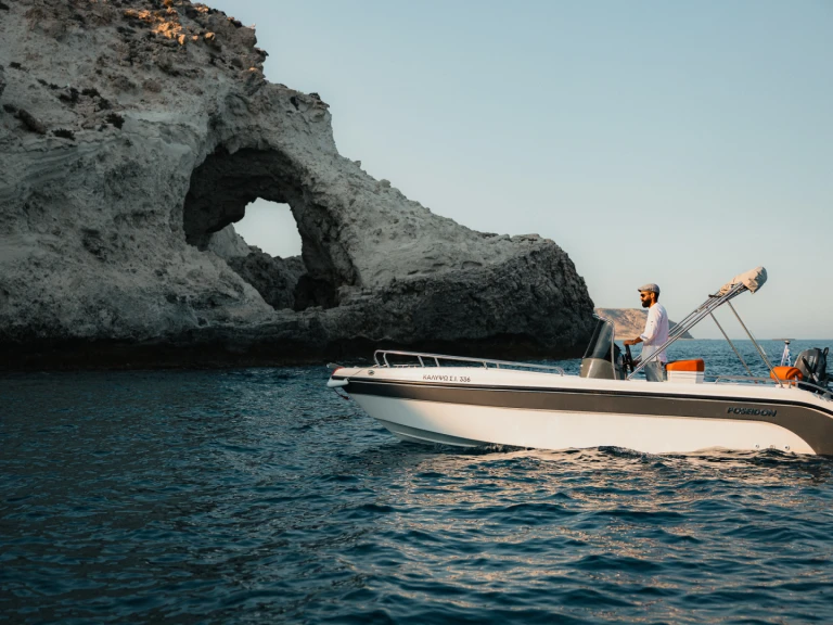 Location Bateau à moteur à Órmos Makry-Gialoú - Poseidon BLU WATER 185