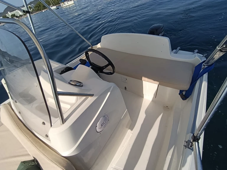 Louer Bateau à moteur avec ou sans skipper Remus à Sant Antoni de Portmany
