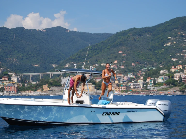Bateau à moteur à louer à Rapallo au meilleur prix