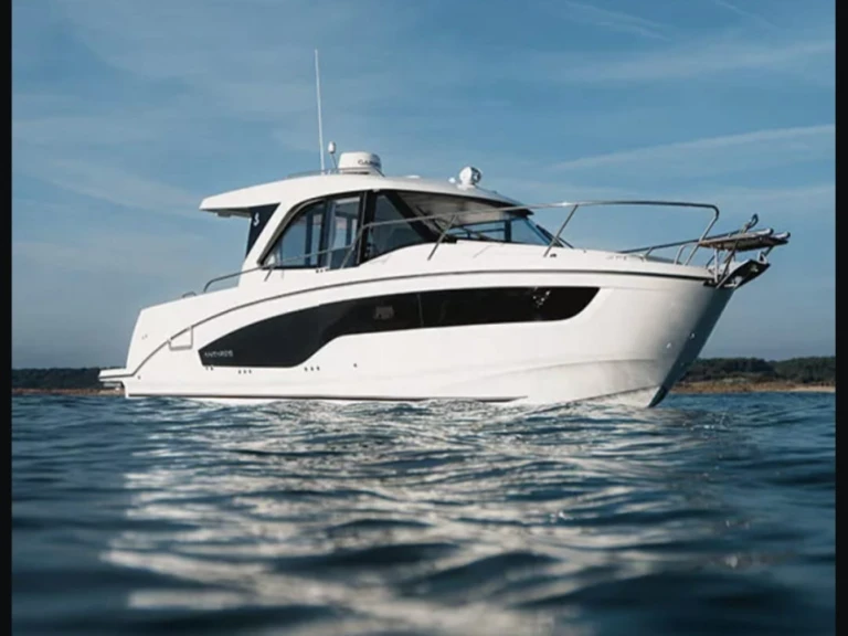 Location bateau Bénéteau Antares 9 à Naples sur Samboat