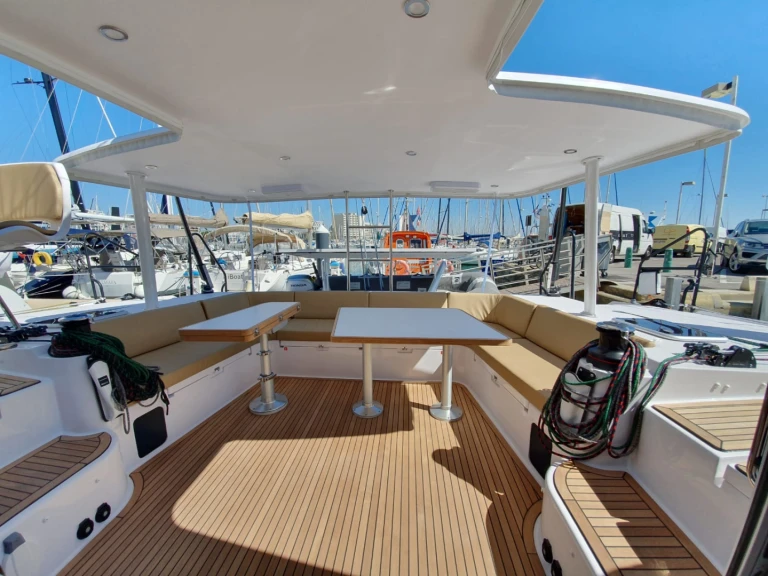 Location bateau Outremer outremer 51 à Carnon-Plage sur Samboat