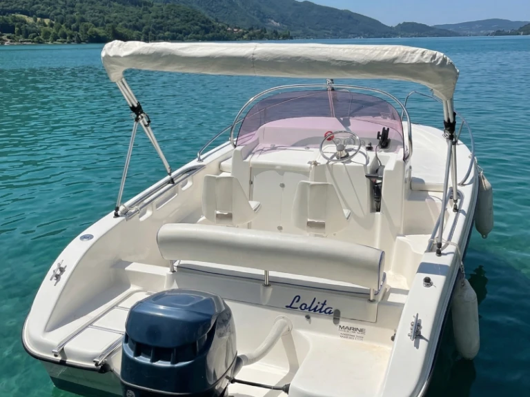 Location Bateau à moteur à Aix-les-Bains - Everset EVEREST SUNDECK 584
