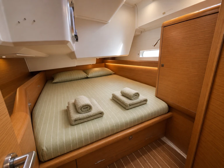 Louez un Jeanneau Sun Odyssey 509 à Palavas-les-Flots