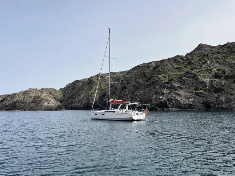 Location Voilier à l'Escala - Bénéteau Oceanis 38.1