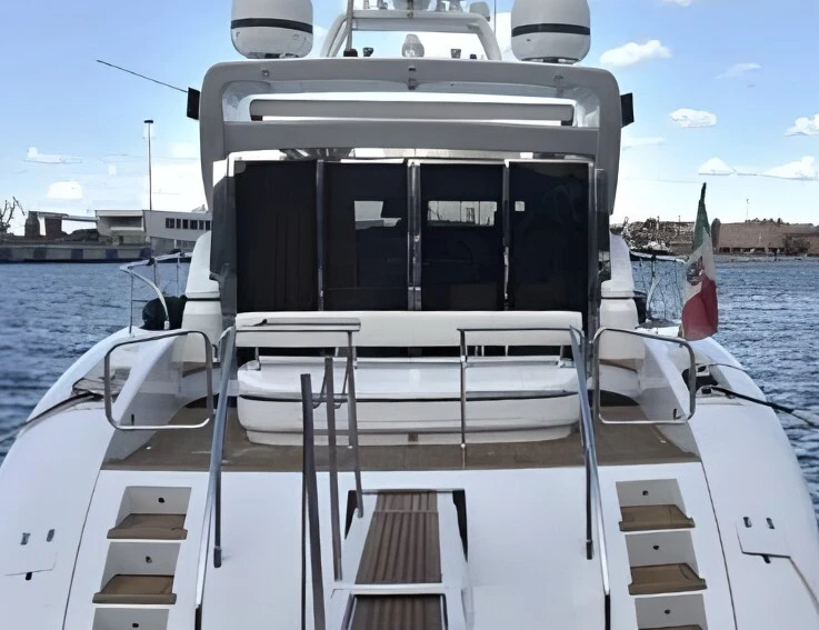 Yacht à louer à Castellammare di Stabia au meilleur prix