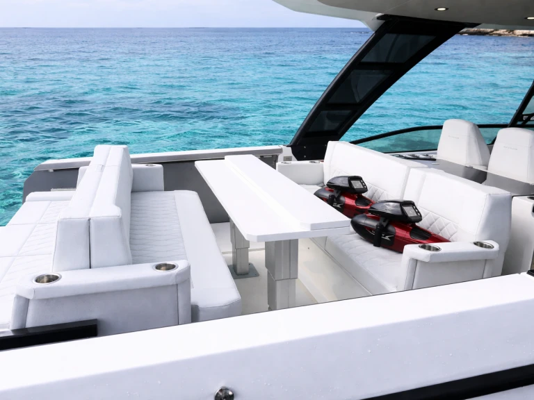 Location à Sant Antoni de Portmany - Saxdor Saxdor 320 GTO sur SamBoat