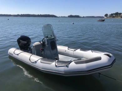 RIB rental in Larmor-Baden - Bombard Explorer 550