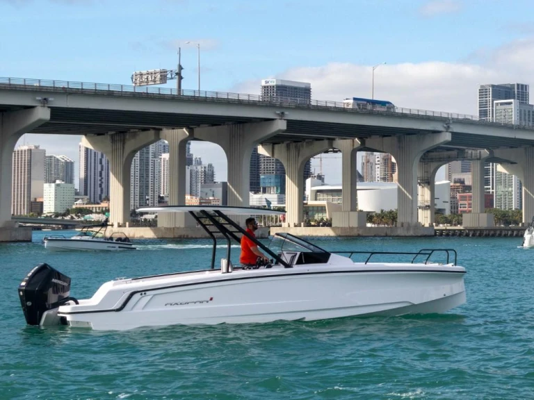 Location Bateau à moteur à Miami - Axopar Axopar 25 Cross Top