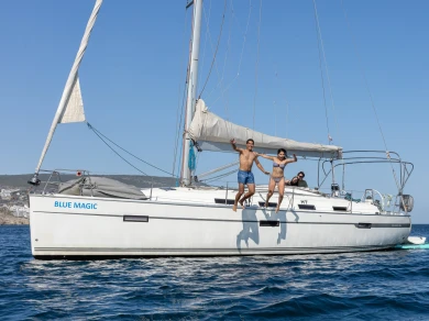 Sailboat for rent Sines at the best price