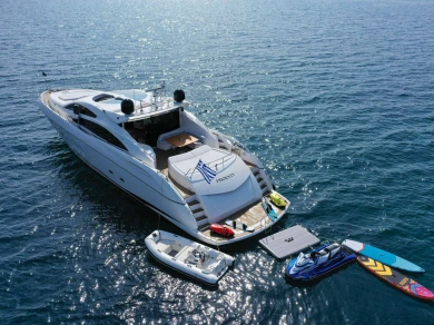 Luxury Yacht hire in Gouviá - Sunseeker PHOENIX