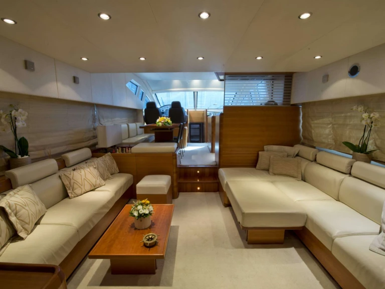 Louer Yacht avec ou sans skipper Aicon à Éleusis