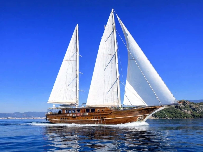 Location bateau  Oxyzen à Athènes sur Samboat