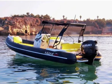 Noleggio barche Chiavari economico Miami23