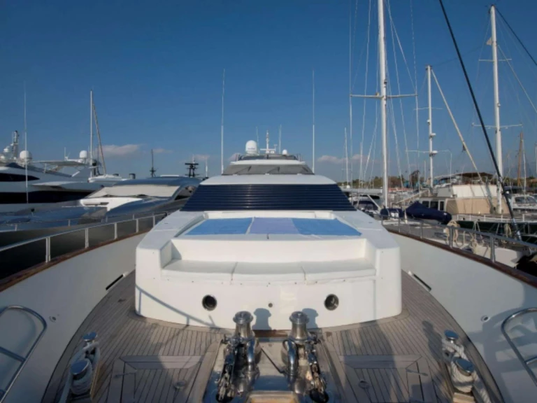 Louez un Falcon AZURE ONE à Athènes