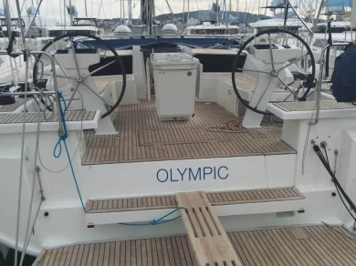 Zeilboot te huur in Le Pirée voor de beste prijs