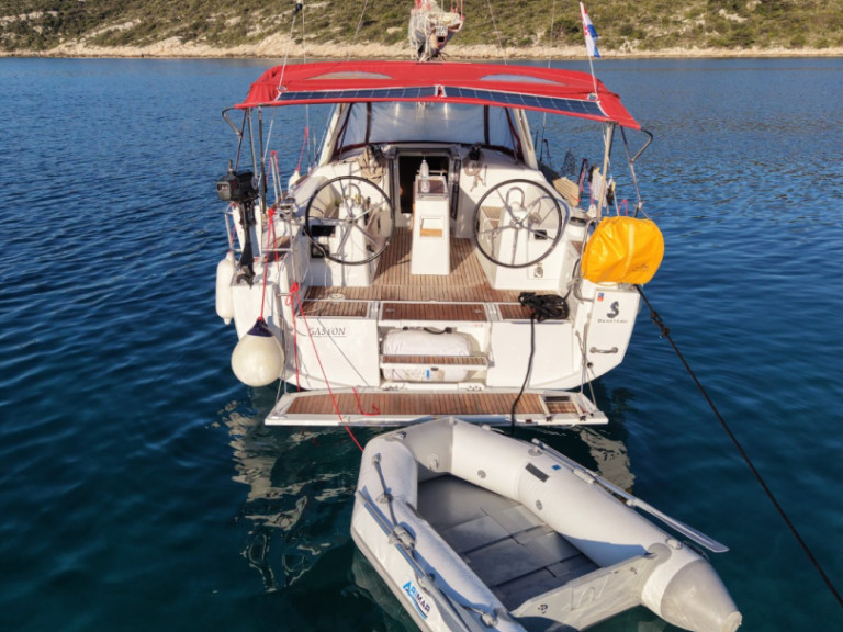 Location bateau Bénéteau Oceanis 35 à Split sur Samboat