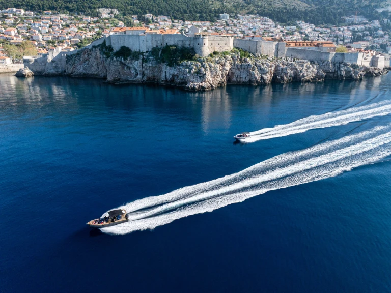 Location bateau Marina Frapa Dubrovnik pas cher AGA Soul 750