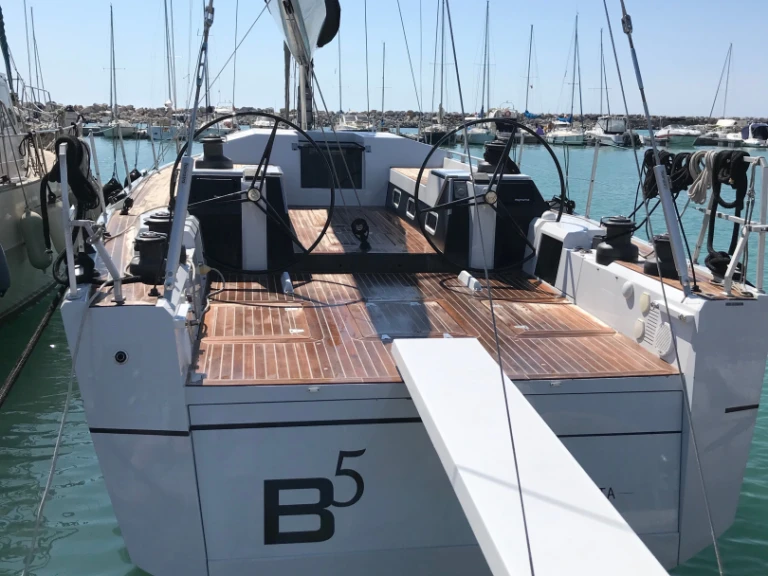 Location Voilier Vismara avec permis