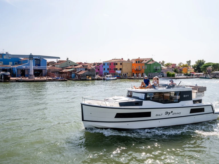 Yacht à louer à Casale sul Sile au meilleur prix