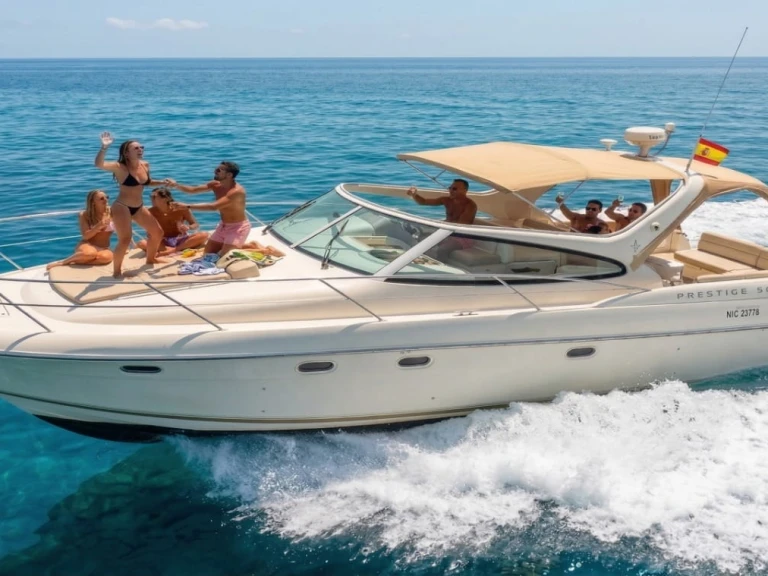 Location Bateau à moteur à Torrevieja - Jeanneau Prestige 34
