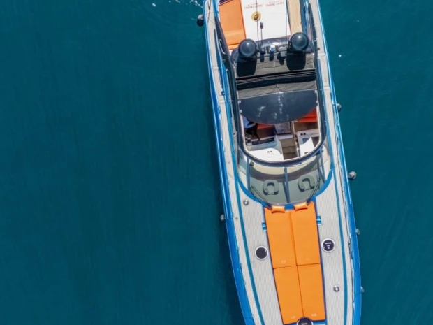 Location Bateau à moteur Sunseeker avec permis