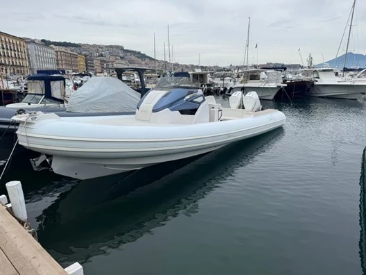 Location à Naples - Italiamarine Salina 33 sur SamBoat