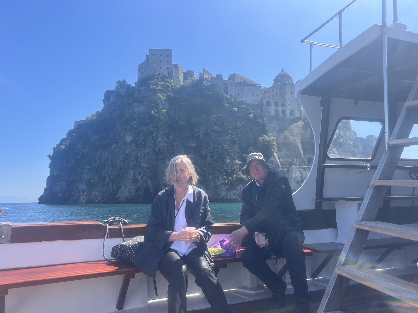 Bateau à moteur à louer à Porto di Forio au meilleur prix