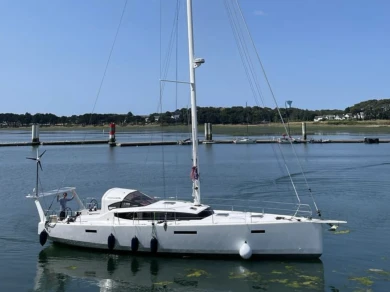 Hire Sailboat with or without skipper Jpk Marseille