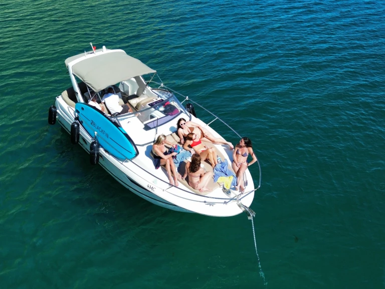 Bateau à moteur à louer à Marina de Tróia au meilleur prix