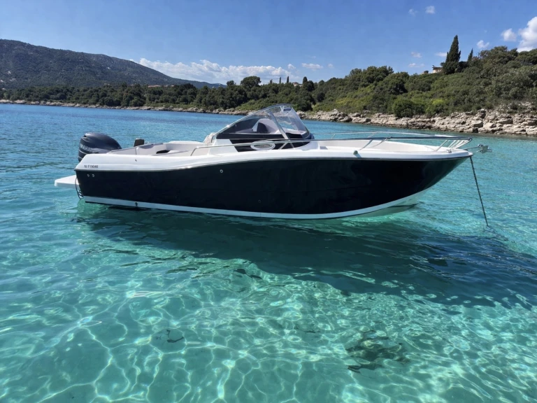 Location Bateau à moteur Pacific Craft avec permis