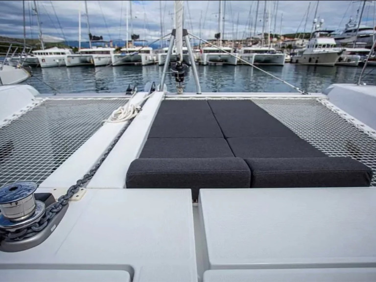 Louer Catamaran avec ou sans skipper Lagoon à Pescara