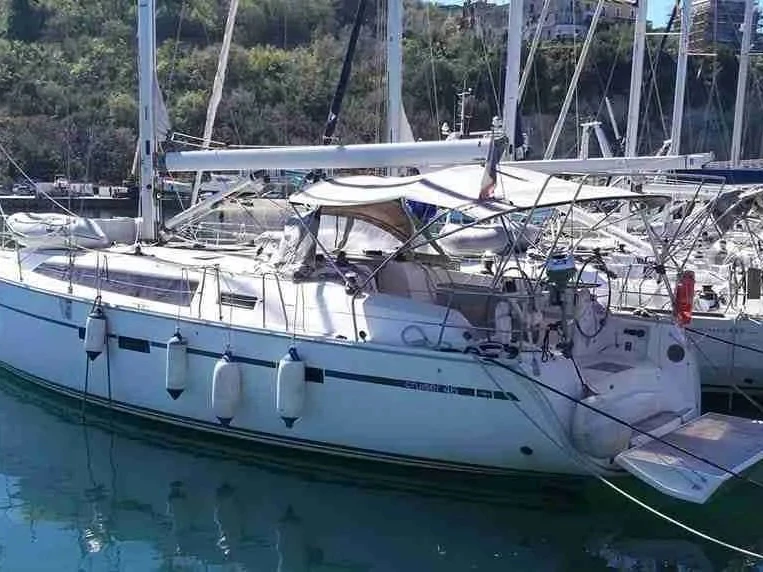 Louez un Bavaria Cruiser 46 à Agropoli