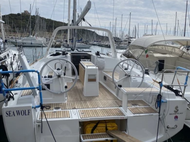 Hire Sailboat Bénéteau with a boat licence